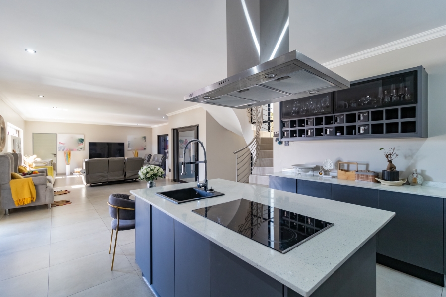 6 Bedroom Property for Sale in Savannah Country Estate Gauteng