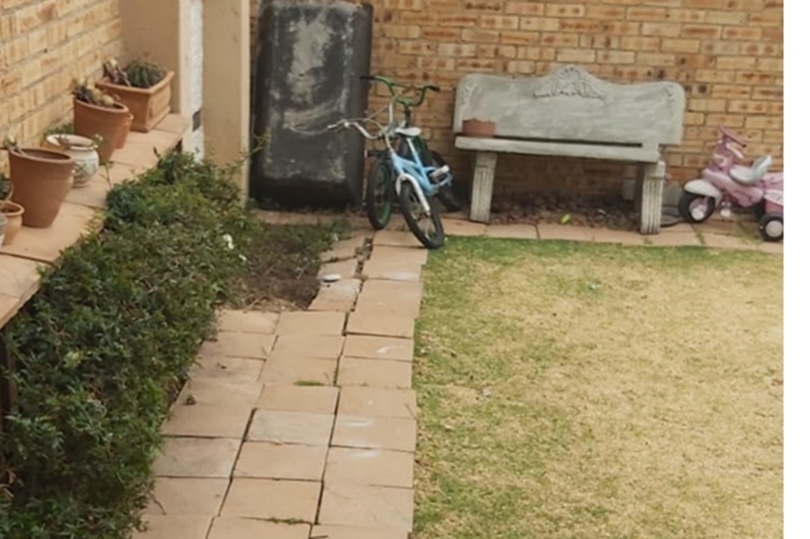 To Let 3 Bedroom Property for Rent in Noordwyk Gauteng