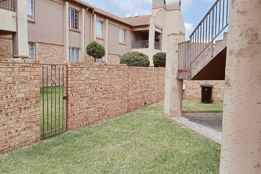 To Let 3 Bedroom Property for Rent in Noordwyk Gauteng