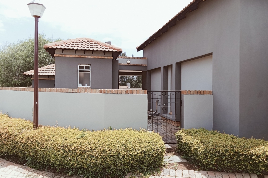To Let 3 Bedroom Property for Rent in Noordwyk Gauteng