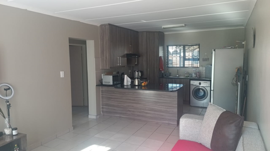2 Bedroom Property for Sale in Rynfield Gauteng