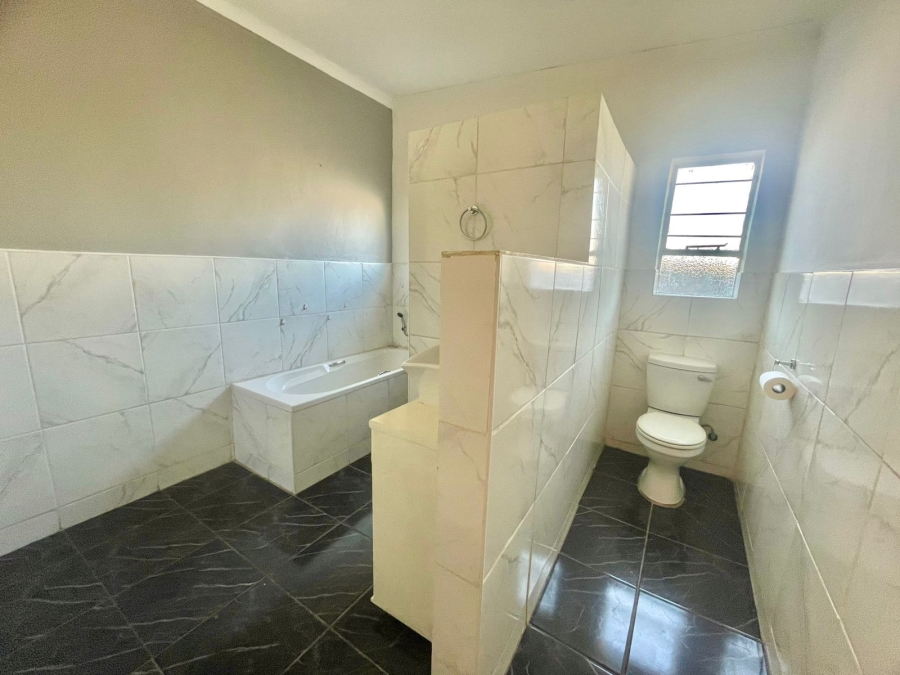To Let 1 Bedroom Property for Rent in Albemarle Gauteng