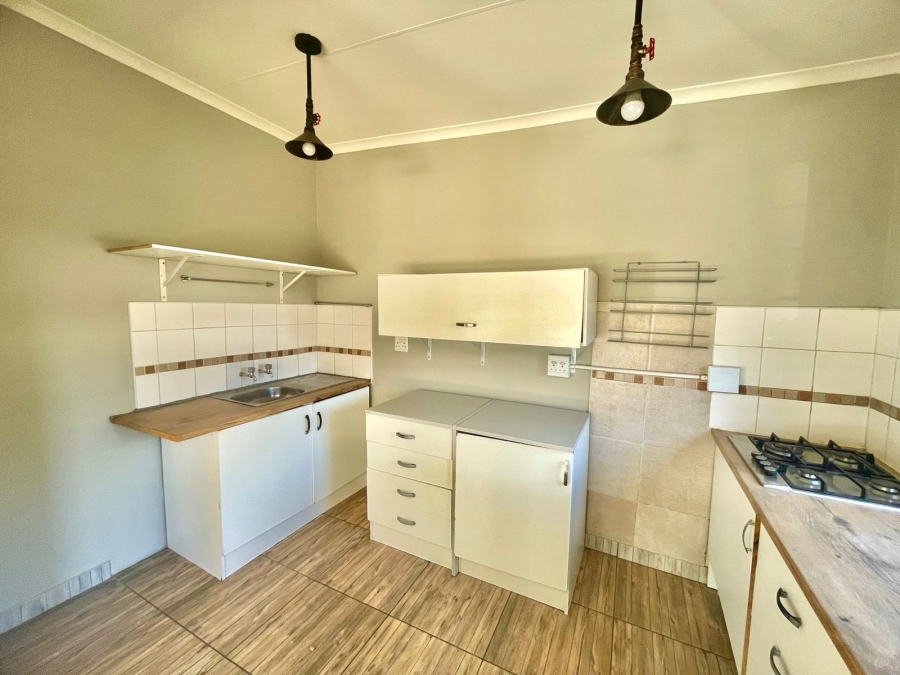 To Let 1 Bedroom Property for Rent in Albemarle Gauteng