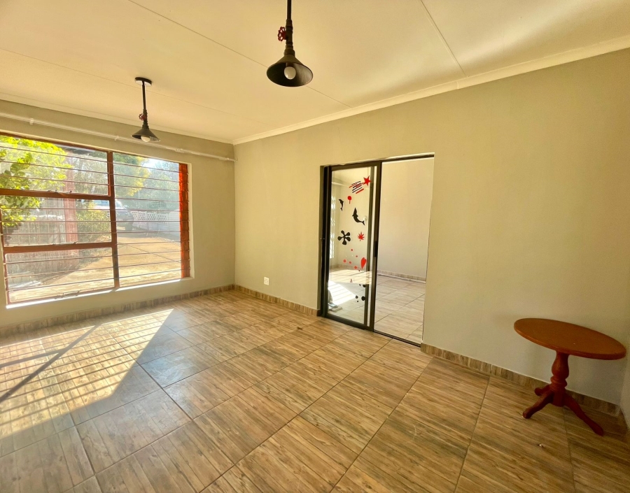 To Let 1 Bedroom Property for Rent in Albemarle Gauteng