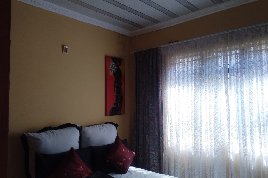 2 Bedroom Property for Sale in Bram Fischerville Gauteng