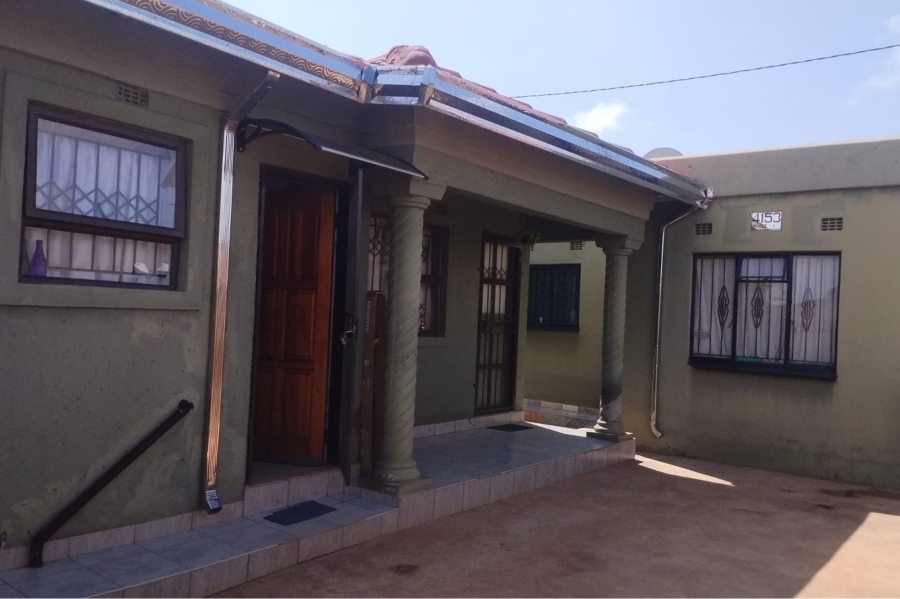 2 Bedroom Property for Sale in Bram Fischerville Gauteng