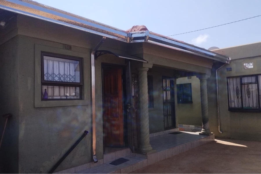 2 Bedroom Property for Sale in Bram Fischerville Gauteng