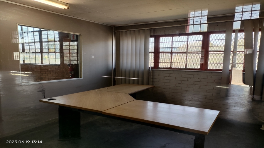To Let commercial Property for Rent in Strijdom Park Gauteng
