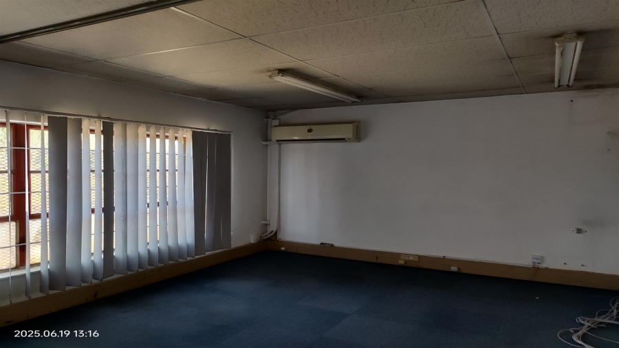 To Let commercial Property for Rent in Strijdom Park Gauteng