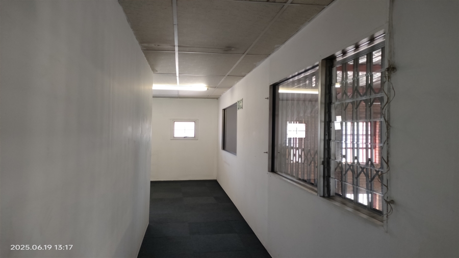To Let commercial Property for Rent in Strijdom Park Gauteng