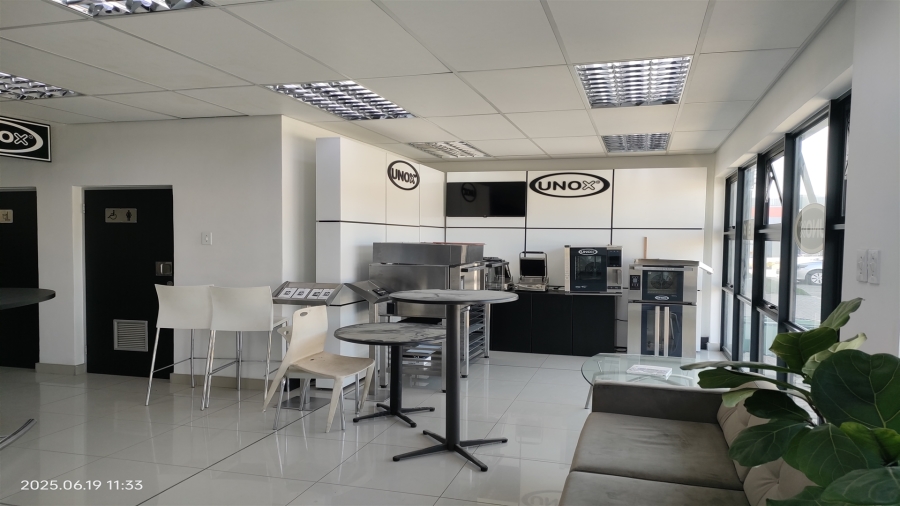 To Let commercial Property for Rent in North Riding Gauteng