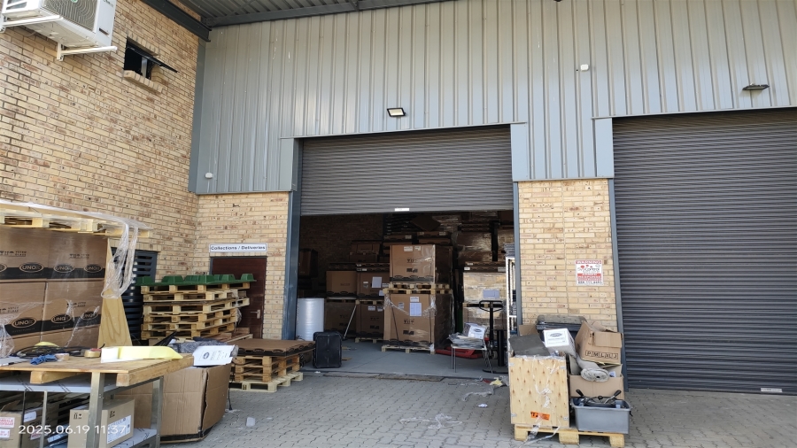 To Let commercial Property for Rent in North Riding Gauteng