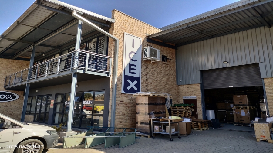 To Let commercial Property for Rent in North Riding Gauteng
