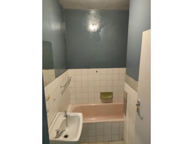 To Let 1 Bedroom Property for Rent in Rosettenville Gauteng