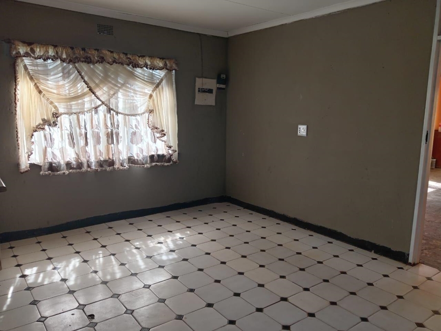 4 Bedroom Property for Sale in Mid Ennerdale Gauteng