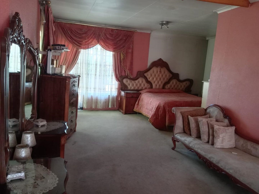 3 Bedroom Property for Sale in Lenasia South Gauteng