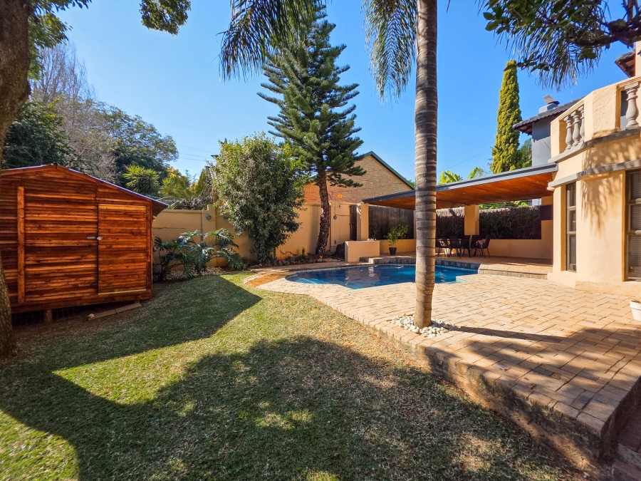 3 Bedroom Property for Sale in Faerie Glen Gauteng