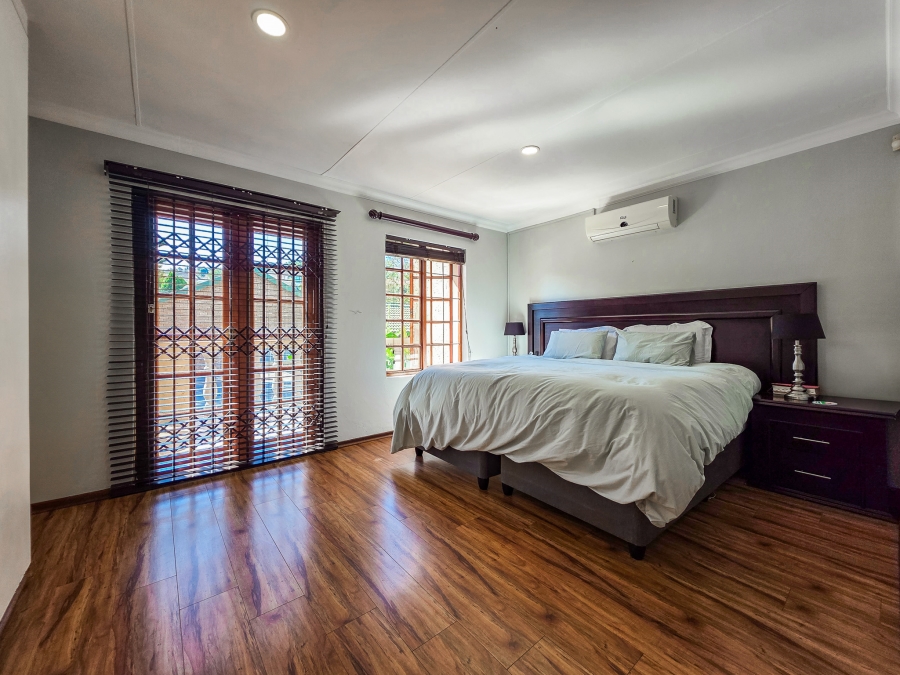 3 Bedroom Property for Sale in Faerie Glen Gauteng