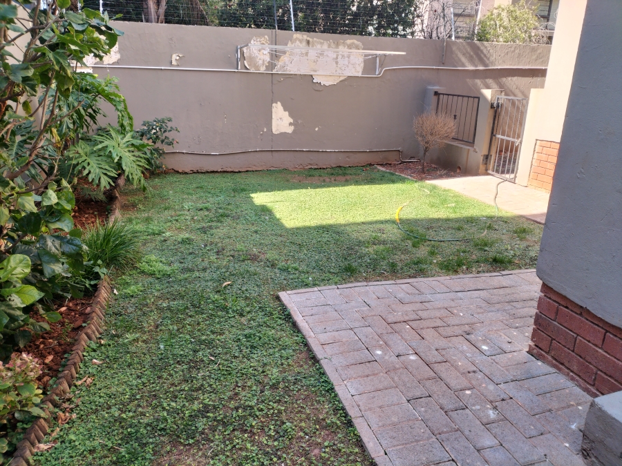2 Bedroom Property for Sale in Little Falls Gauteng