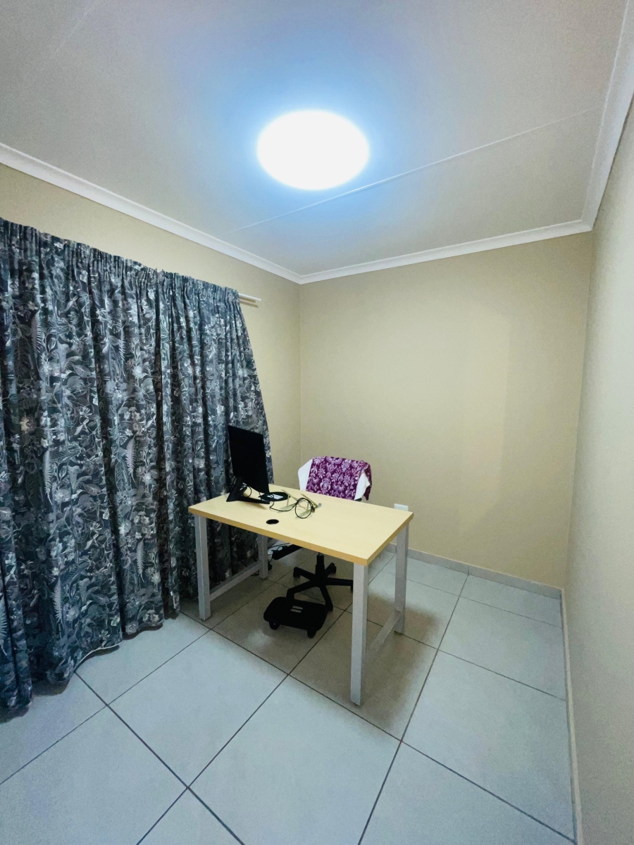 To Let 2 Bedroom Property for Rent in Wilgeheuwel Gauteng