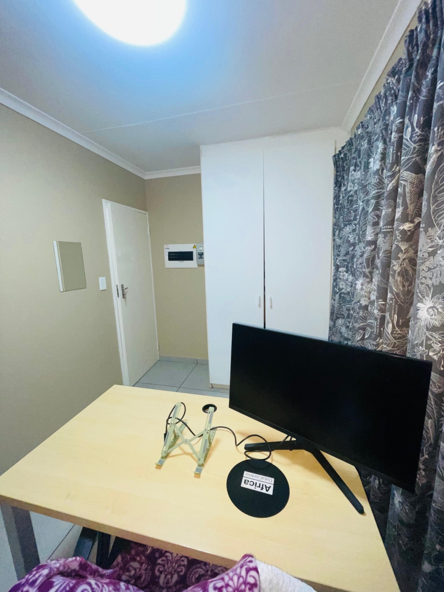 To Let 2 Bedroom Property for Rent in Wilgeheuwel Gauteng