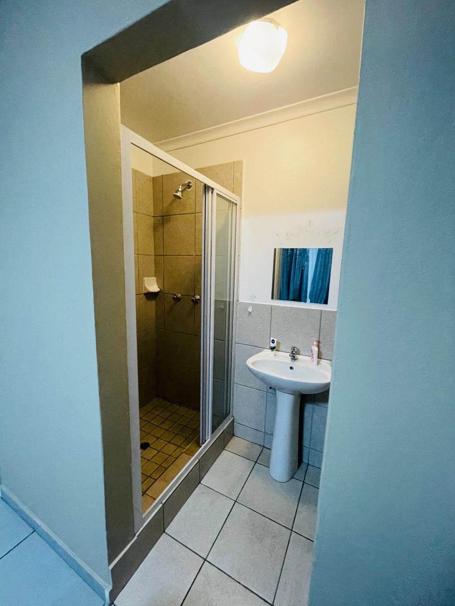 To Let 2 Bedroom Property for Rent in Wilgeheuwel Gauteng