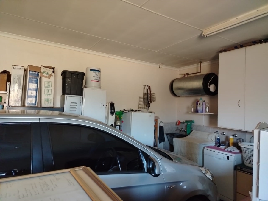 2 Bedroom Property for Sale in Three Rivers East Gauteng