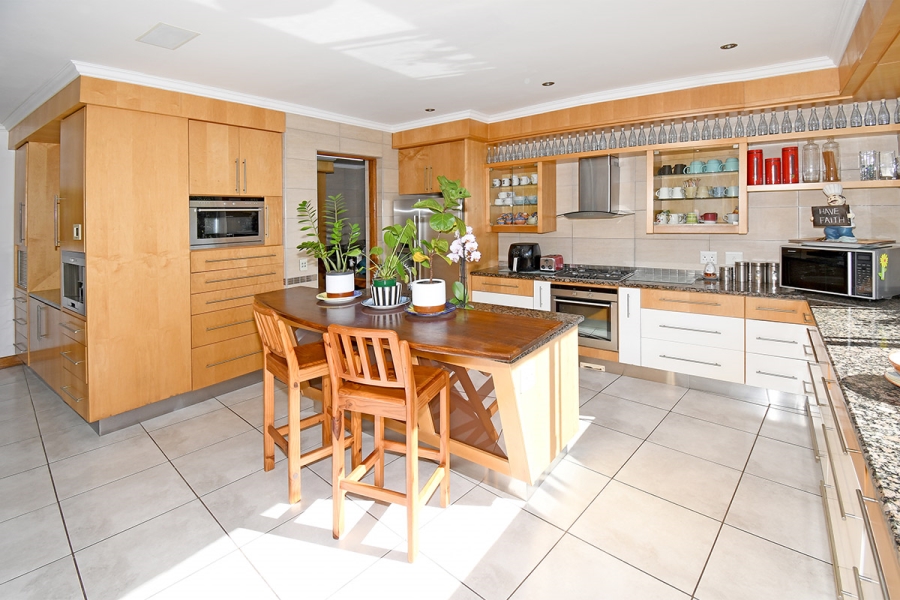 4 Bedroom Property for Sale in Beverley Gauteng