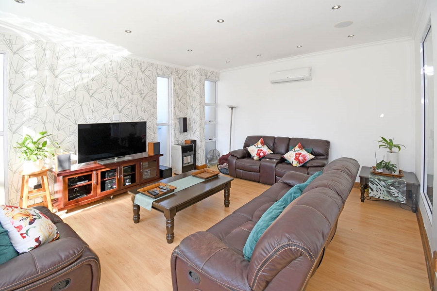 4 Bedroom Property for Sale in Beverley Gauteng