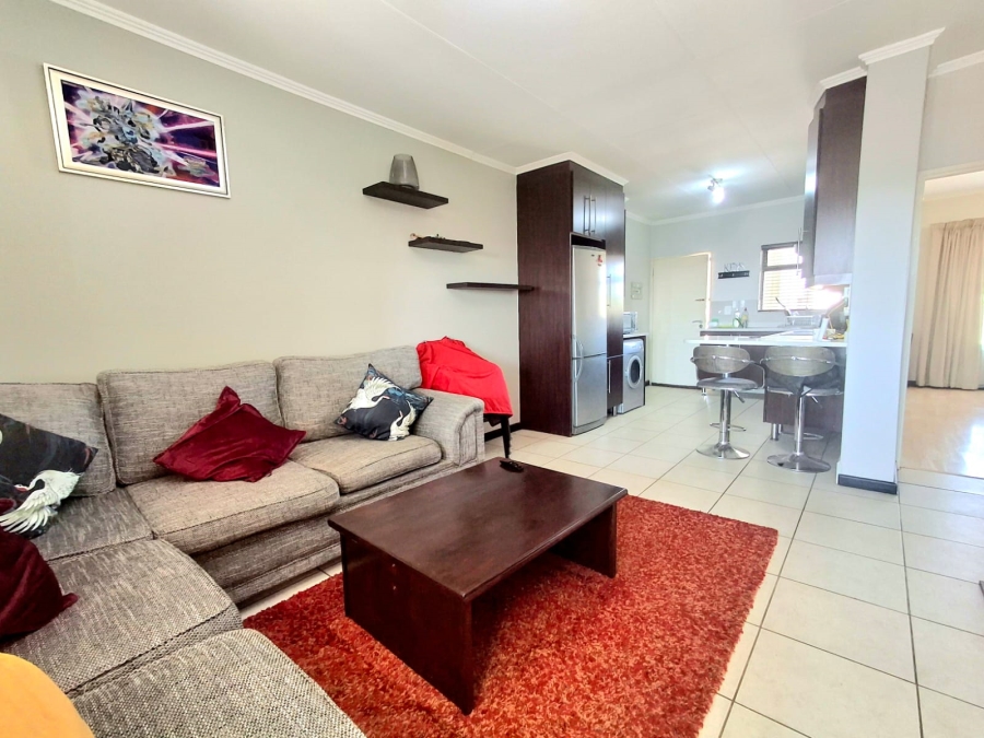 2 Bedroom Property for Sale in Greenstone Hill Gauteng