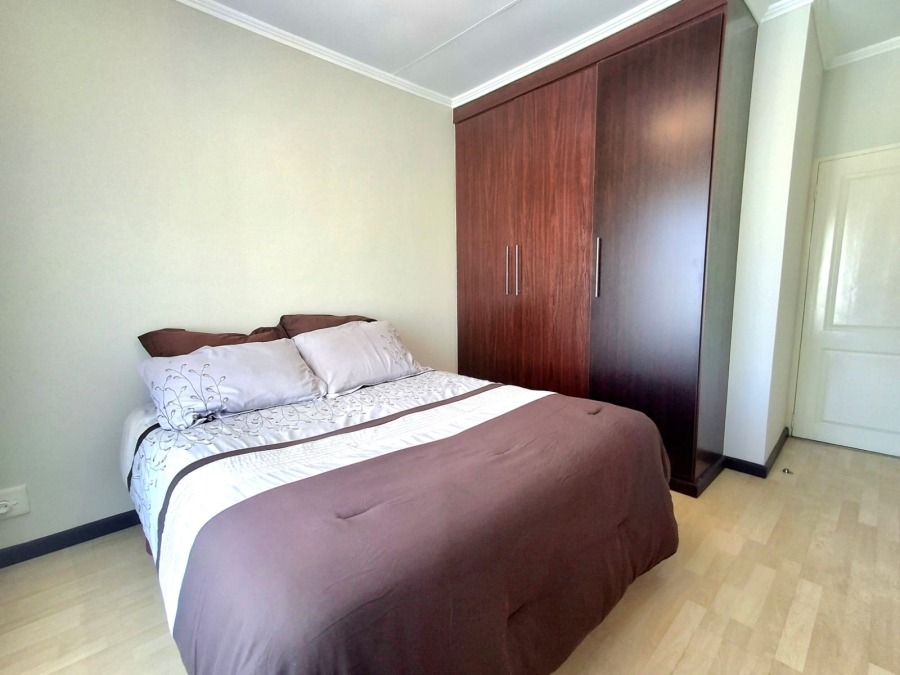 2 Bedroom Property for Sale in Greenstone Hill Gauteng