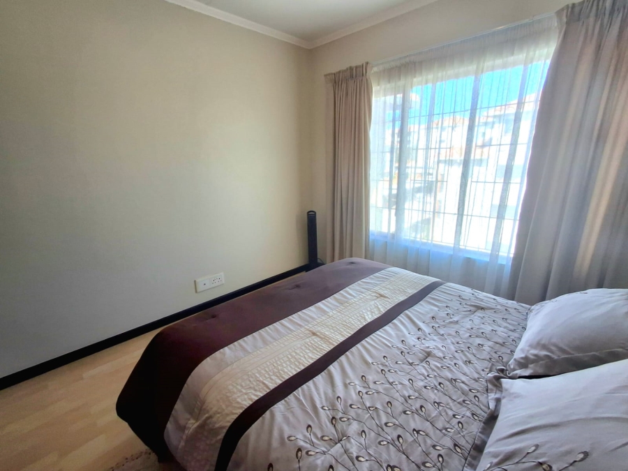 2 Bedroom Property for Sale in Greenstone Hill Gauteng