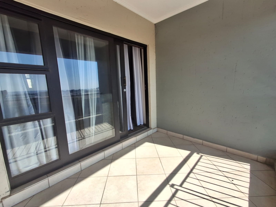 2 Bedroom Property for Sale in Greenstone Hill Gauteng