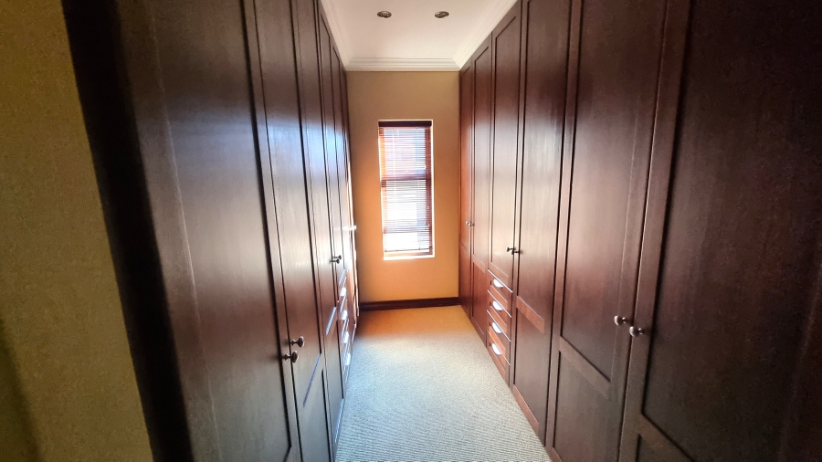 3 Bedroom Property for Sale in Silver Lakes Golf Estate Gauteng