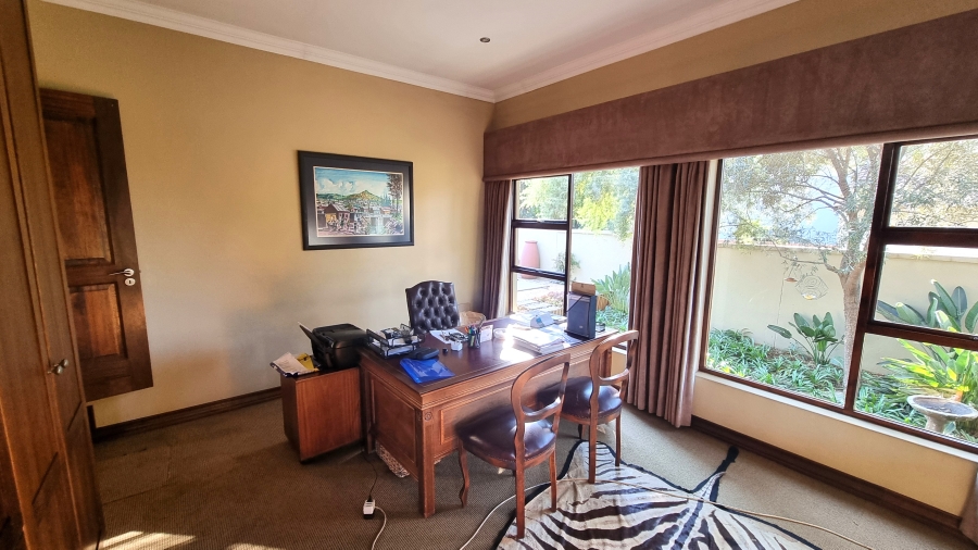 3 Bedroom Property for Sale in Silver Lakes Golf Estate Gauteng