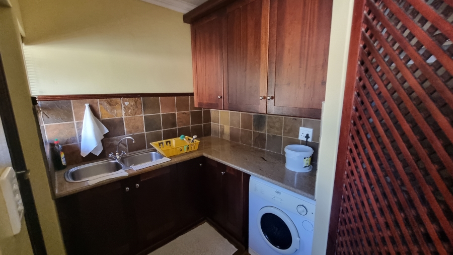 3 Bedroom Property for Sale in Silver Lakes Golf Estate Gauteng