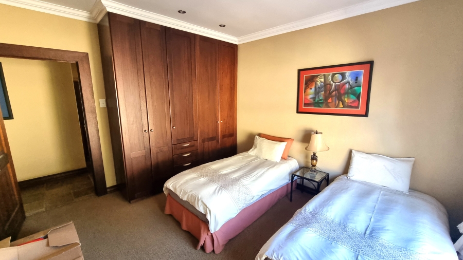 3 Bedroom Property for Sale in Silver Lakes Golf Estate Gauteng