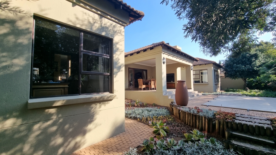 3 Bedroom Property for Sale in Silver Lakes Golf Estate Gauteng