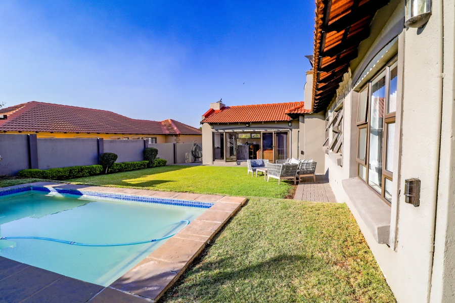 3 Bedroom Property for Sale in Thatchfield Estate Gauteng