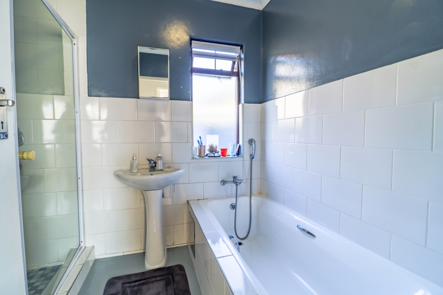3 Bedroom Property for Sale in Thatchfield Estate Gauteng