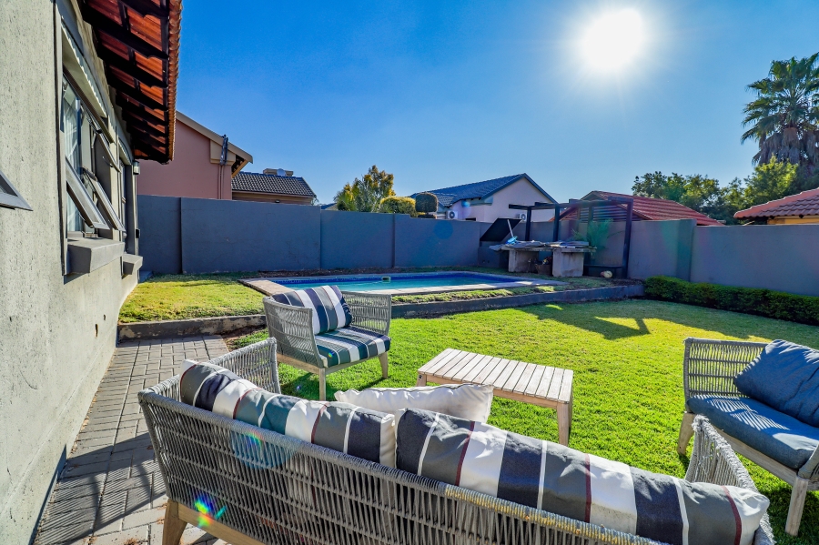 3 Bedroom Property for Sale in Thatchfield Estate Gauteng