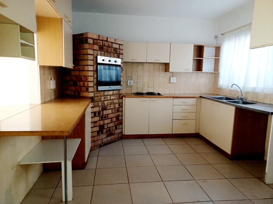 2 Bedroom Property for Sale in Windsor West Gauteng