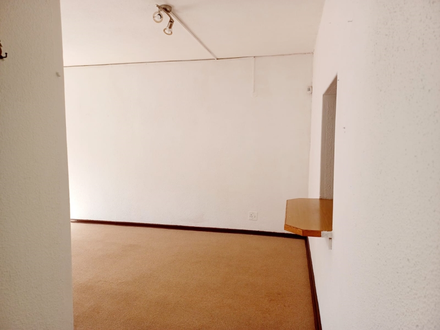 2 Bedroom Property for Sale in Windsor West Gauteng
