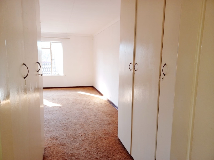 2 Bedroom Property for Sale in Windsor West Gauteng