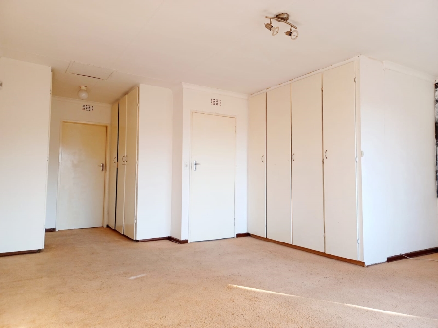 2 Bedroom Property for Sale in Windsor West Gauteng