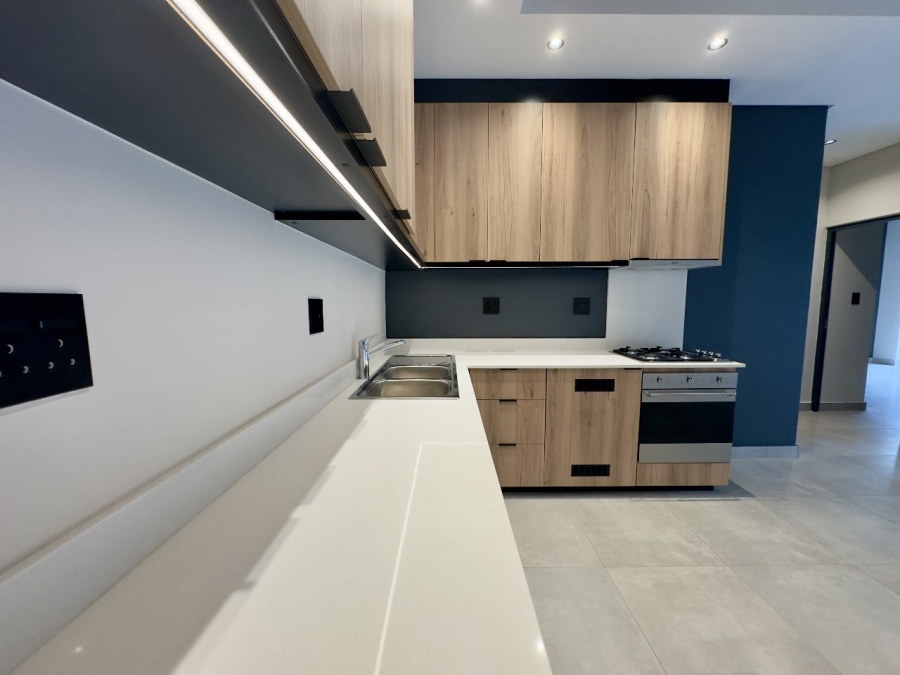 To Let 2 Bedroom Property for Rent in Waterkloof Gauteng
