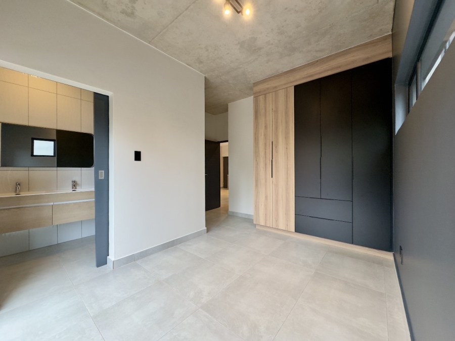 To Let 2 Bedroom Property for Rent in Waterkloof Gauteng