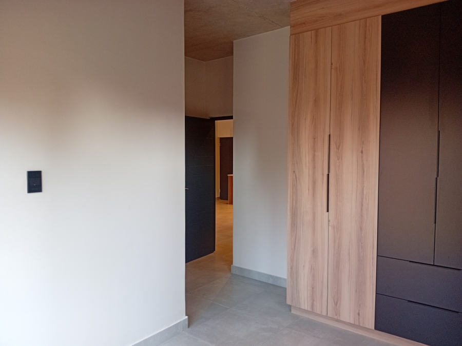 To Let 2 Bedroom Property for Rent in Waterkloof Gauteng