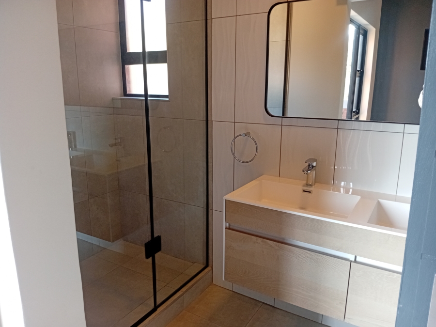 To Let 2 Bedroom Property for Rent in Waterkloof Gauteng