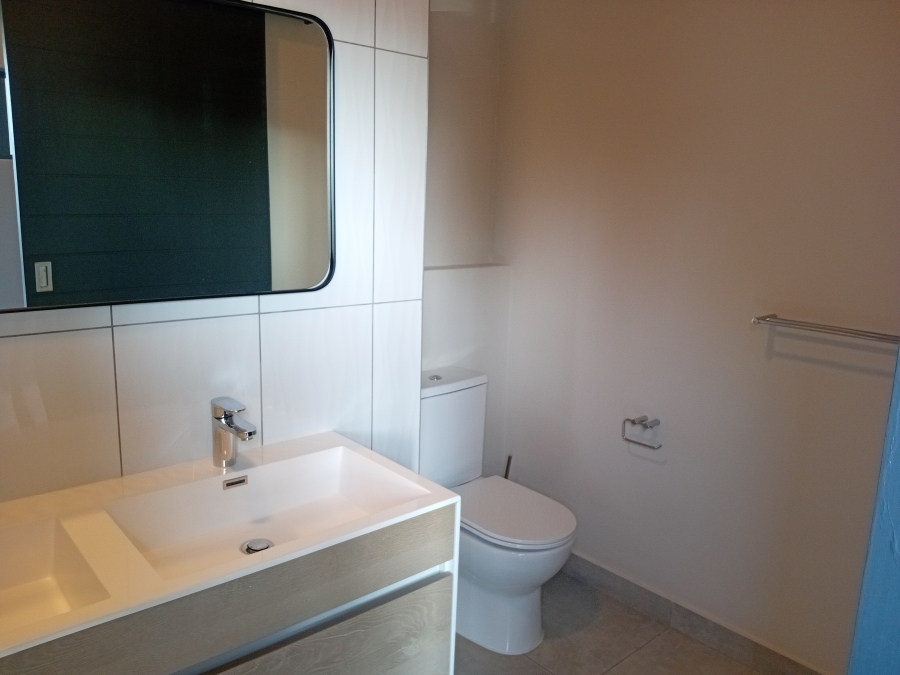 To Let 2 Bedroom Property for Rent in Waterkloof Gauteng